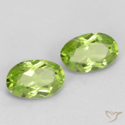 Pedras preciosas de Peridoto verde vivo natural de 0.94 ct, oval, VS