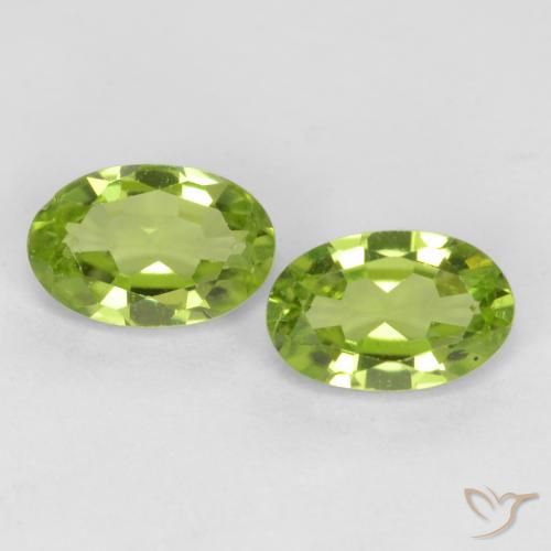 0.97ctw Natural verde vivo Peridoto, oval, VS