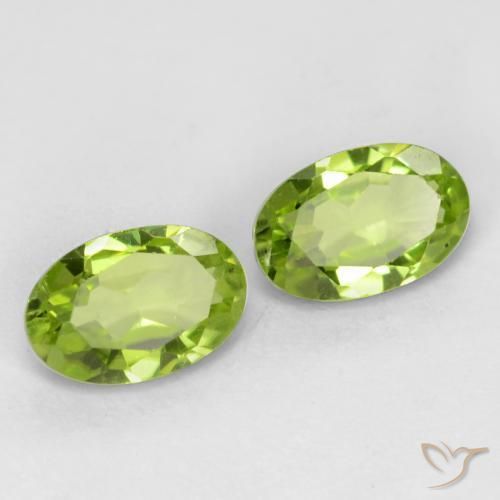 Pedras preciosas de Peridoto verde vivo natural de 0.97 ct, oval, VS