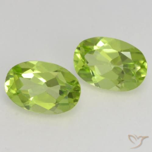Pedras preciosas de Peridoto Verde Vivo Claro natural de 0.93 ct, oval, VS