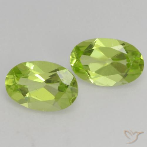 Pedras preciosas de Peridoto Verde Vivo Claro natural de 0.84 ct, oval, VS