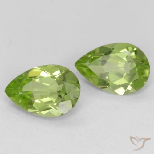 Pedras preciosas de Peridoto Verde Vivo Claro natural de 0.83 ct, Formato de pêra, VVS-VS