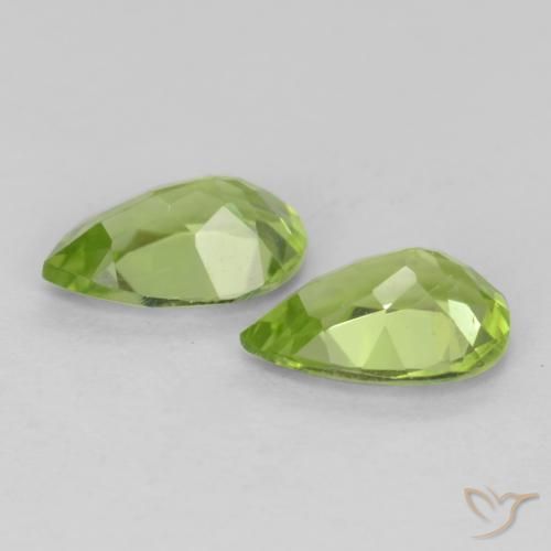 Pedras preciosas de Peridoto Verde Vivo Claro natural de 0.79 ct, Formato de pêra, VVS-VS