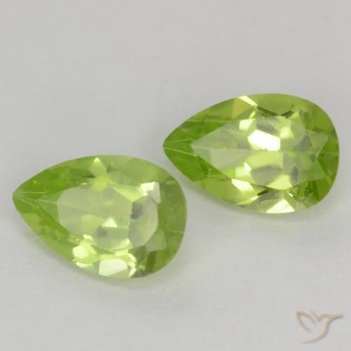 Pedras preciosas de Peridoto Verde médio natural de 0.91 ct, Formato de pêra, VVS-VS