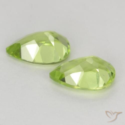 Pedras preciosas de Peridoto Verde Vivo Claro natural de 0.98 ct, Formato de pêra, VVS-VS