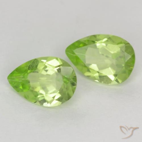Pedras preciosas de Peridoto Verde Vivo Claro natural de 0.78 ct, Formato de pêra, VVS-VS