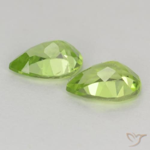 Pedras preciosas de Peridoto Verde Vivo Claro natural de 0.87 ct, Formato de pêra, VVS-VS