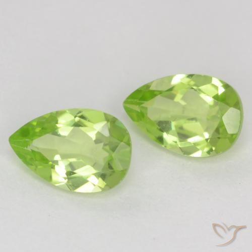 Pedras preciosas de Peridoto Verde Vivo Claro natural de 0.89 ct, Formato de pêra, VVS-VS