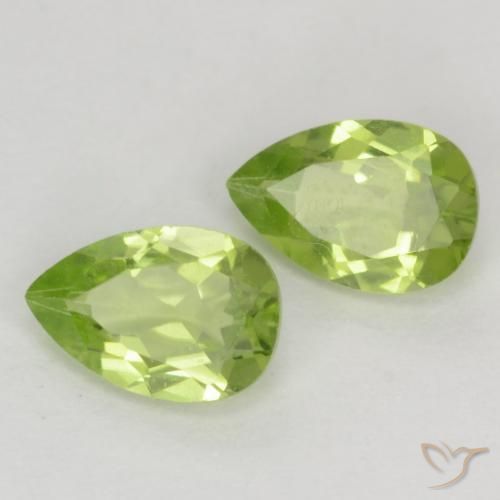 Pedras preciosas de Peridoto Verde Vivo Claro natural de 0.89 ct, Formato de pêra, VVS-VS