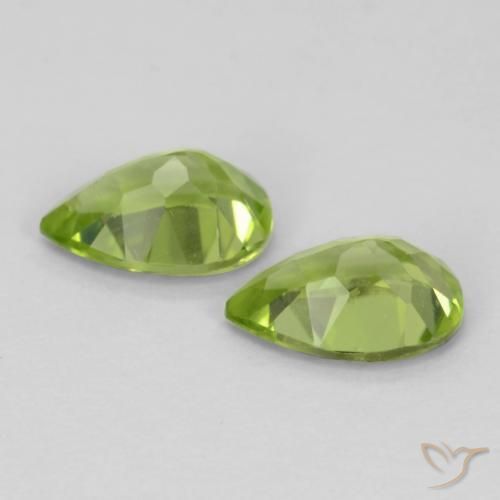 Pedras preciosas de Peridoto Verde médio natural de 0.87 ct, Formato de pêra, VVS-VS