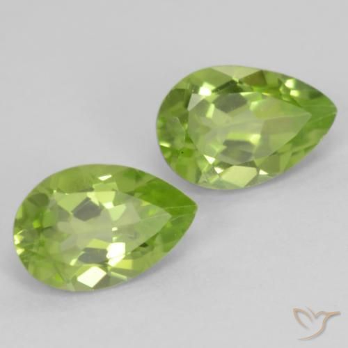 Pedras preciosas de Peridoto Verde Vivo Claro natural de 0.90 ct, Formato de pêra, VVS-VS