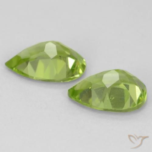 Pedras preciosas de Peridoto Verde Vivo Claro natural de 0.81 ct, Formato de pêra, VVS-VS