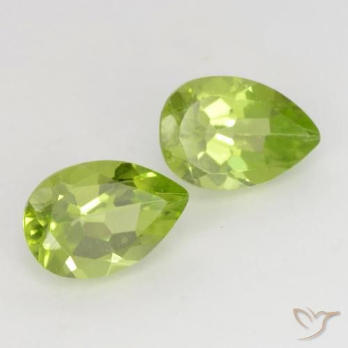 Pedras preciosas de Peridoto Verde médio natural de 0.93 ct, Formato de pêra, VVS-VS