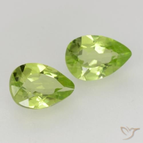 Pedras preciosas de Peridoto Verde Vivo Claro natural de 0.82 ct, Formato de pêra, VVS-VS