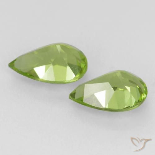 Pedras preciosas de Peridoto Verde Vivo Claro natural de 0.89 ct, Formato de pêra, VVS-VS