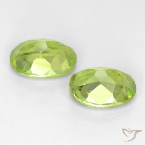 Pedras preciosas de Peridoto Verde Vivo Claro natural de 2.70 ct, oval, SI