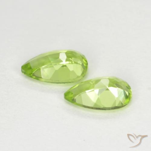 Pedras preciosas de Peridoto Verde Vivo Claro natural de 0.91 ct, Formato de pêra, VVS-VS