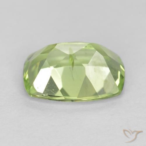 Peridoto Verde Vivo Claro Natural 1.41ct, Almofada, VS