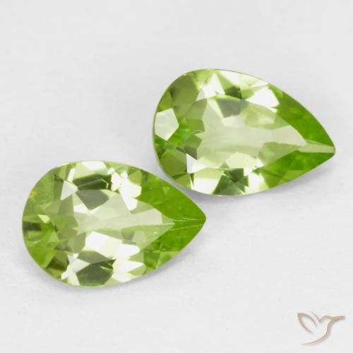Pedras preciosas de Peridoto Verde Vivo Claro natural de 0.76 ct, Formato de pêra, VVS-VS