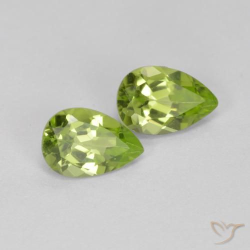 Pedras preciosas de Peridoto verde vivo natural de 0.84 ct, Formato de pêra, VVS-VS