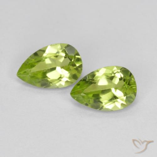 Pedras preciosas de Peridoto verde vivo natural de 0.93 ct, Formato de pêra, VS
