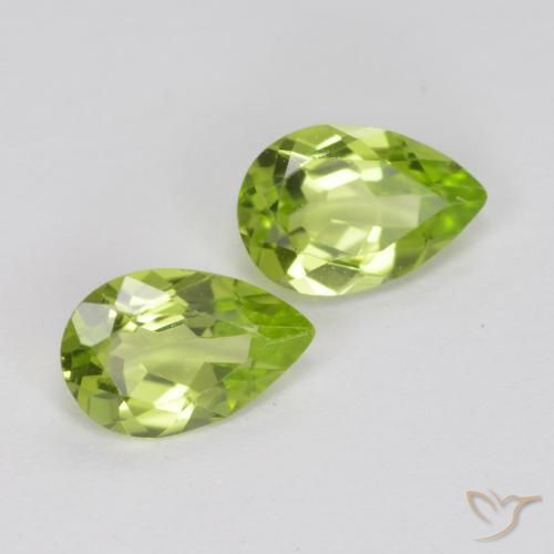 Pedras preciosas de Peridoto Verde médio natural de 0.80 ct, Formato de pêra, VVS-VS