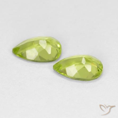 Pedras preciosas de Peridoto Verde médio natural de 0.90 ct, Formato de pêra, VVS-VS