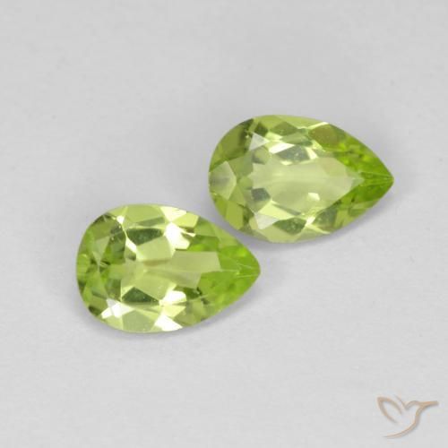 Pedras preciosas de Peridoto verde vivo natural de 0.82 ct, Formato de pêra, VVS-VS