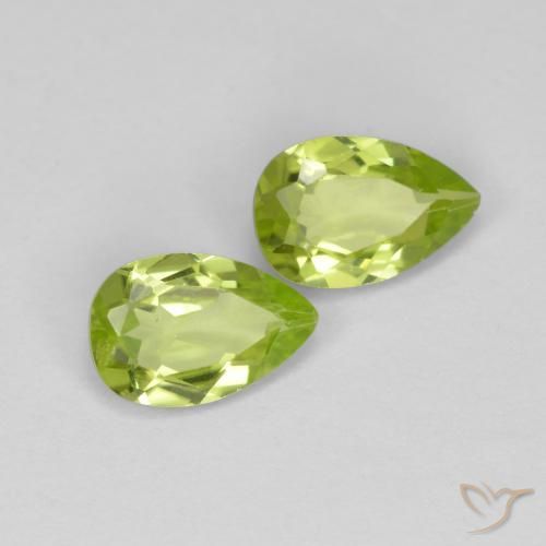 Pedras preciosas de Peridoto verde vivo natural de 0.88 ct, Formato de pêra, VS