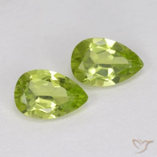 Pedras preciosas de Peridoto verde vivo natural de 0.92 ct, Formato de pêra, VVS-VS