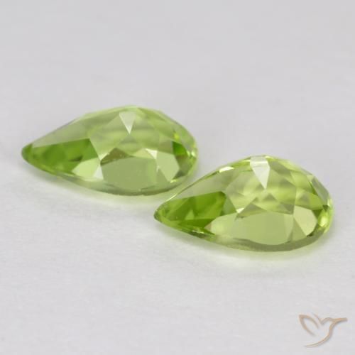 Pedras preciosas de Peridoto Verde Vivo Claro natural de 0.86 ct, Formato de pêra, VVS-VS