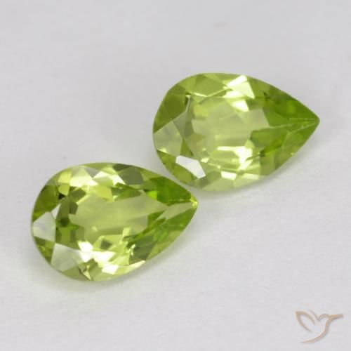 Pedras preciosas de Peridoto Verde médio natural de 0.85 ct, Formato de pêra, VVS-VS