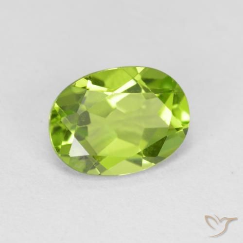 Peridoto Verde médio Natural 1.43ct, oval, VS