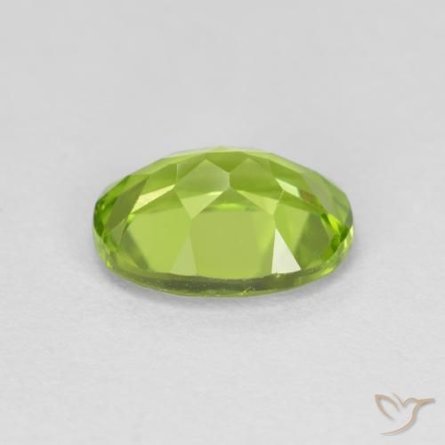 Peridoto Verde médio Natural 1.43ct, oval, VS