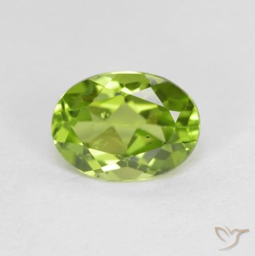 1.45ct Natural Verde médio Peridoto, oval, VS