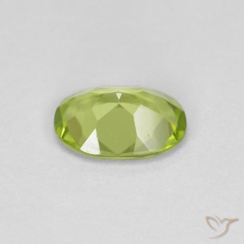 Peridoto Verde médio Natural 0.70ct, oval, VS