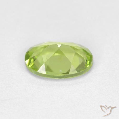 Peridoto Verde médio Natural 0.83ct, oval, VS