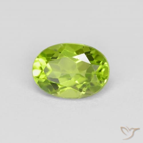 Peridoto Verde médio Natural 1.08ct, oval, VS