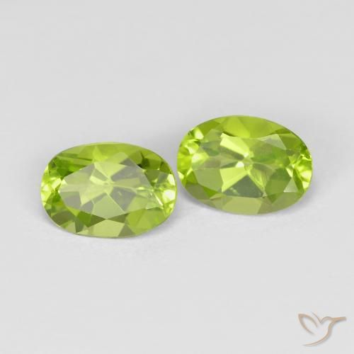 Pedras preciosas de Peridoto Verde médio natural de 1.76 ct, oval, VS