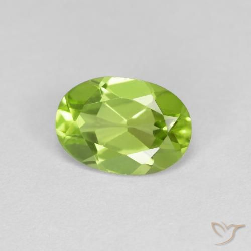 Peridoto Verde médio Natural 0.81ct, oval, VS
