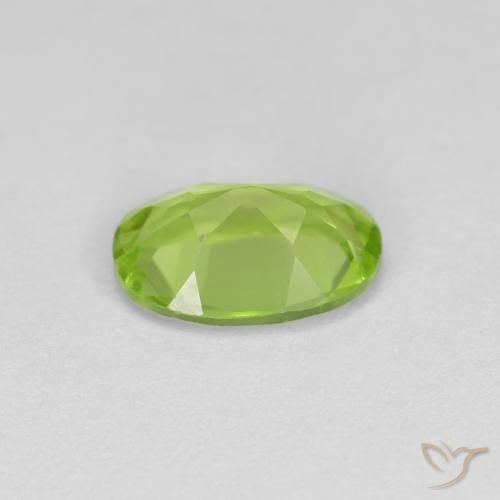 Peridoto Verde médio Natural 0.81ct, oval, VS