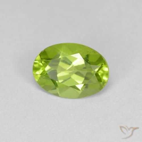 Peridoto Verde médio Natural 0.82ct, oval, VS