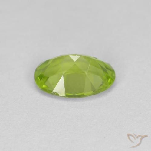 Peridoto Verde médio Natural 0.82ct, oval, VS