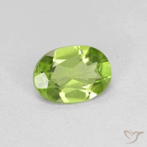 Peridoto Verde médio Natural 0.71ct, oval, VS
