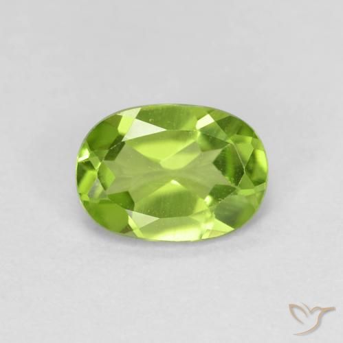 0.89ct Natural Verde amarelado Peridoto, oval, VS