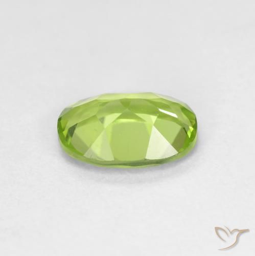 Peridoto Verde médio Natural 0.85ct, oval, VS
