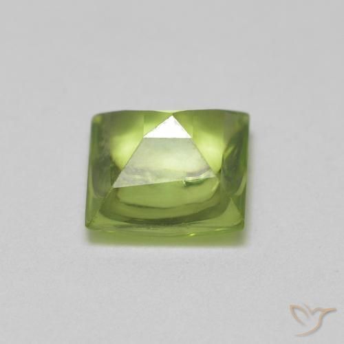 Peridoto Verde médio Natural 0.74ct, Quadrado, Transparente