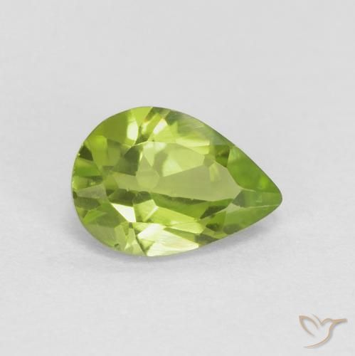 Peridoto Verde médio Natural 0.78ct, Formato de pêra, VS