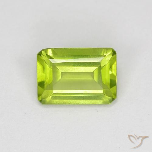 0.95ct Natural Verde amarelado vivo Peridoto, Corte Esmeralda, VS