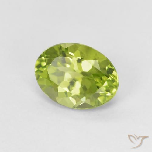 Peridoto Verde médio Natural 1.27ct, oval, VVS-VS